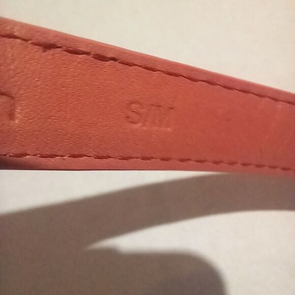 J.McLaughlin Pink Leather Skinny Belt-Size S/M-Gold Hardware-Adjustable- - Picture 8 of 9